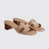 Oasis Sandals in Beige Argile