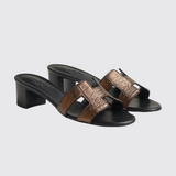 Oasis Sandals in Doré Antique