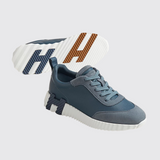 Bouncing Sneakers in Bleu Mer