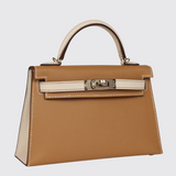 Kelly 20 in Craie & Biscuit