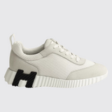 Bouncing Sneakers in Blanc