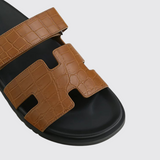 Chypre Sandals in Brun Fumé