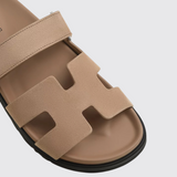 Chypre Sandals in Beige Sable