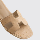 Oran Sandals in Beige Lin