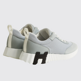 Bouncing Sneakers in Gris Nuage
