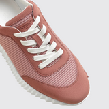 Bouncing Sneakers in Rose Antique