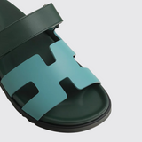 Chypre Sandals in Bleu Citadin/Vert Bouteille