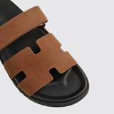 Chypre Sandals in Brun Fumé