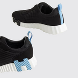 Bouncing Sneakers in Noir