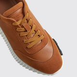 Bouncing Sneakers in Naturel