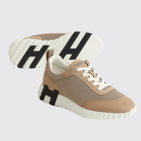 Bouncing Sneakers in Beige Camel