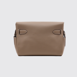 Kelly Messenger in Etoupe