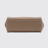 Kelly Messenger in Etoupe