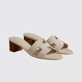 Oasis Sandals in Beige Nomade