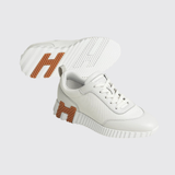 Bouncing Sneakers in Blanc