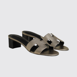 Oasis Sandals in Champagne