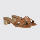 Oasis Sandals in Gold