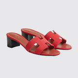 Oasis Sandals in Rouge Cinétique