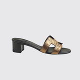 Oasis Sandals in Doré Foncé