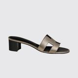 Oasis Sandals in Champagne
