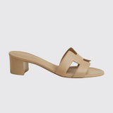Oasis Sandals in Beige Lin