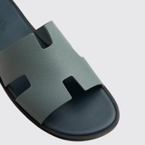 Izmir Sandals in Bleu Tonnerre / Bleu Céleste