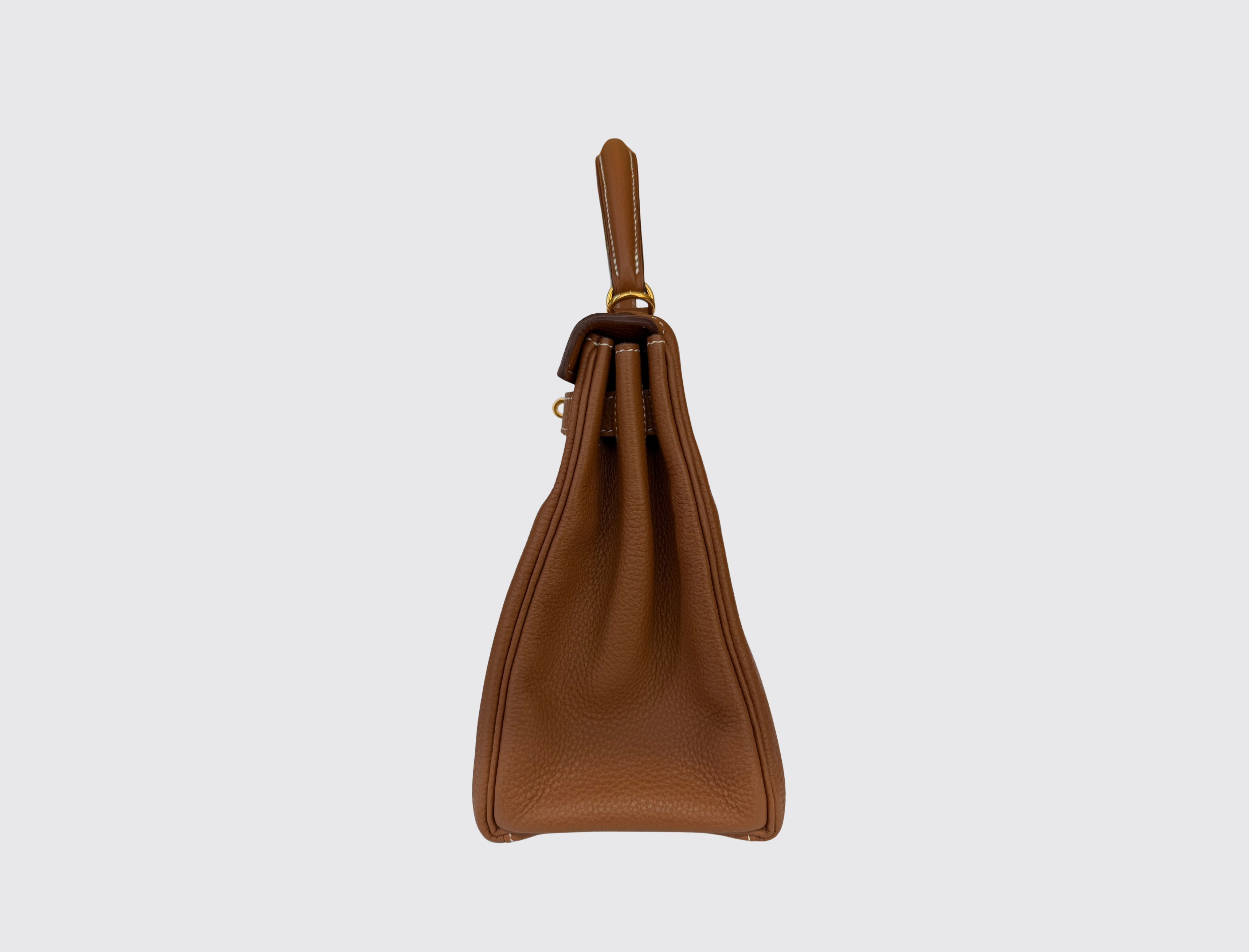 Pre-owned Hermès Kelly 28 in Gold Togo with gold hardware, image 2