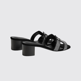 Oasis Sandals in Noir / Cristal