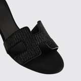 Oasis Sandals in Noir