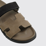 Chypre Sandals in Etoupe / Noir