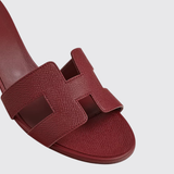 Oasis Sandals in Rouge H