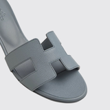 Oasis Sandals in Bleu