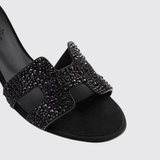 Oasis Sandals in Noir