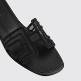 Oran Sandals in Noir