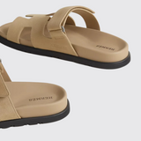 Chypre Sandals in Beige Lin