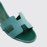 Oasis Sandals in Bleu Minéral