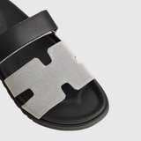 Chypre Sandals in Prunoir/Noir