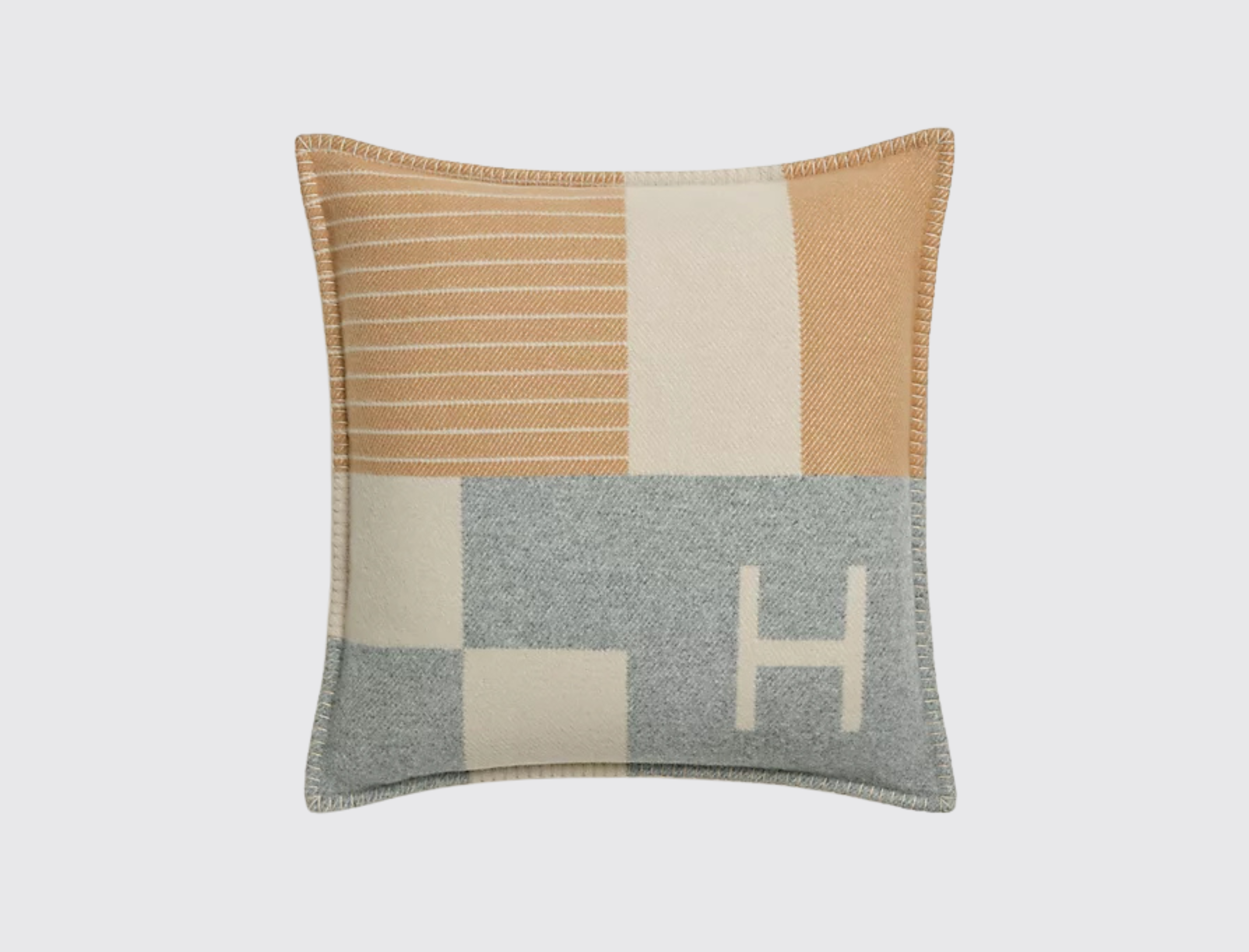 HERMÈS, Avalon cushion. - Bukowskis HERMÈS, Avalon cushion. - Bukowskis