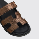 Chypre Sandals in Doré Antique