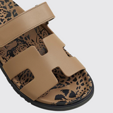 Chypre Sandals in Beige Argile