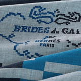 Brides de Gala Pixel Scarf 100