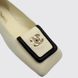 Turnlock CC Logo Ballet Flats