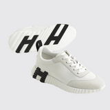 Bouncing Sneakers in Blanc