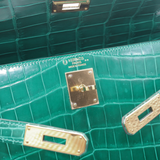 Preloved Kelly 32 in Vert Emerald